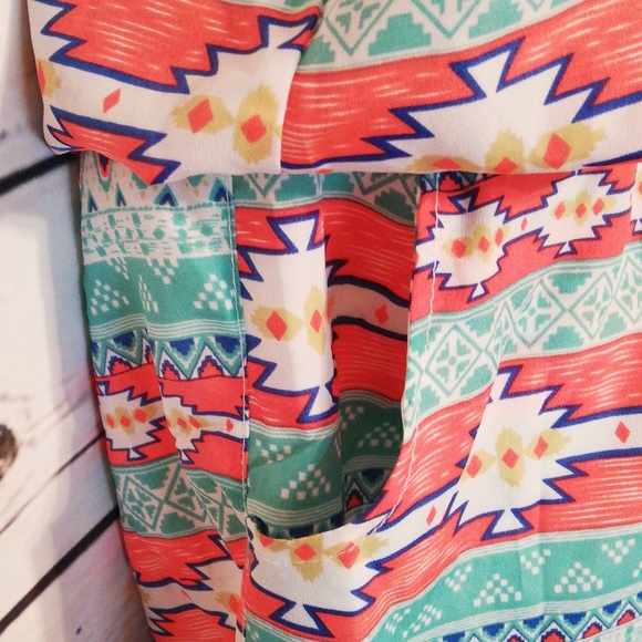 Between Me & You - Multicolor Romper - Picture 8 of 12